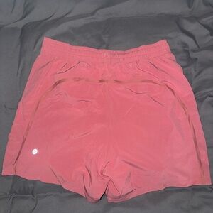 Lululemon Pacebreaker 5” shorts